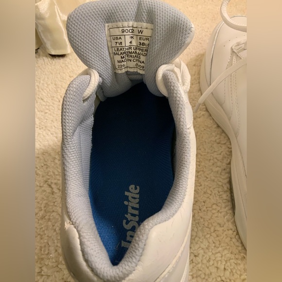 INSTRIDE SURE FLEX WOMENS LEATHER SNEAKERS - Picture 3 of 13